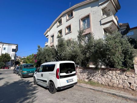 Didim Efelerde Ön Cephe Yüksek Giriş Satılık 1+1 Daire