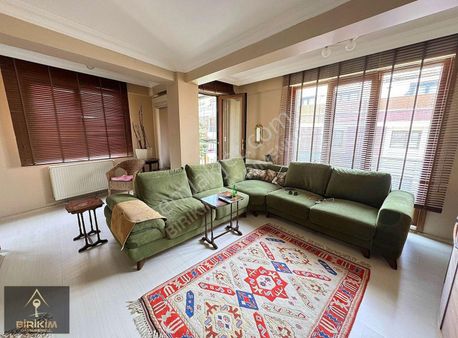 ▃birikim▃ Küçükyalı'da 8 Yıllık Binada Ulaşıma Yakın 3.kat 3+1!!