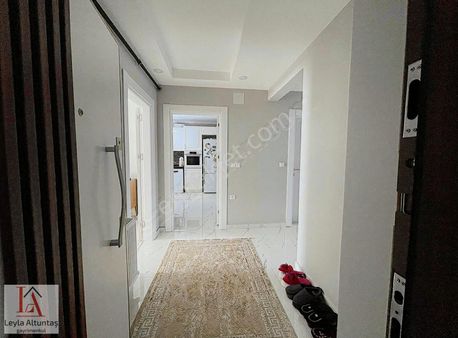 Yalıncakta Satılık Fırsat 3+1 Daire