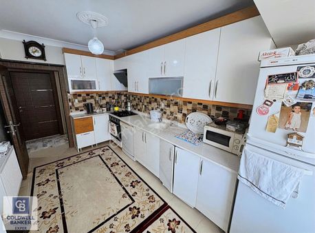 Tandoğan'da 3+1 Ebeveyn Banyolu Geniş Balkonlu Satılık Daire