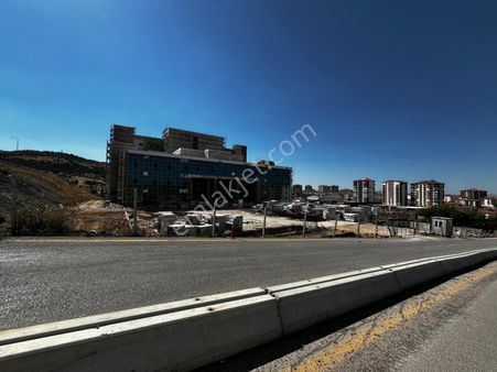 Devlet Hastanesi Yanında 2 Adet 179m2 Toplam 358 Metre