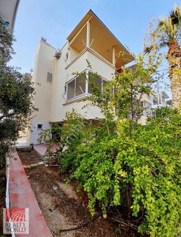 Silifke Atayurt Mah Tekirkent Sitesinde Bakımlı Dubleks Yazlık