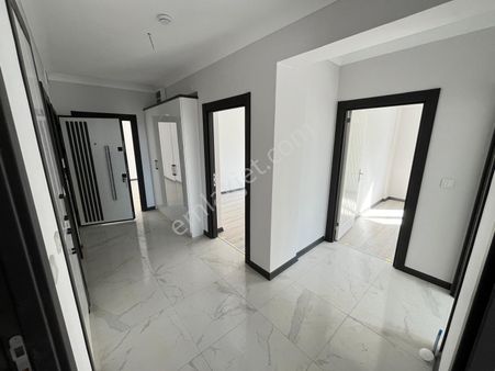 Battal Gazi Mahallesi Sıfır Asansörlü 1 Kat 3+1 130 Metre Giris Kot Katlarda Her Bütçeye Göre