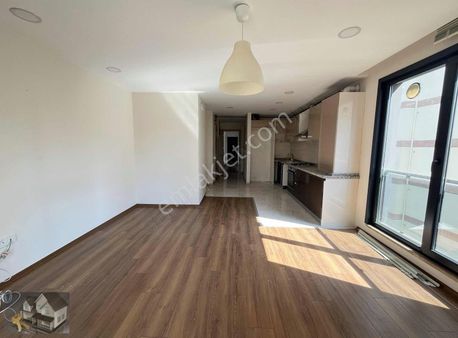 Kozyatağı Kazasker De Kiralık 1+1 Daire