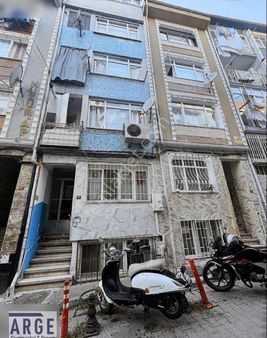 Merkezi Konumda Satılık 1 + 1 Daire