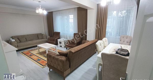 Eyüp İslambey Mh'de Satılık 2+1, 85m2, 2010 Yapımı Bina