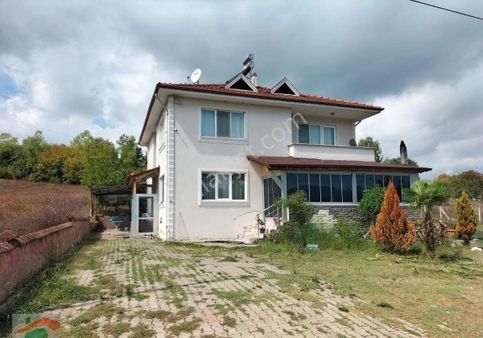 Kurt Köyü Shell Karşısı , 1.709 M2 Bahçeli Dubleks Bina