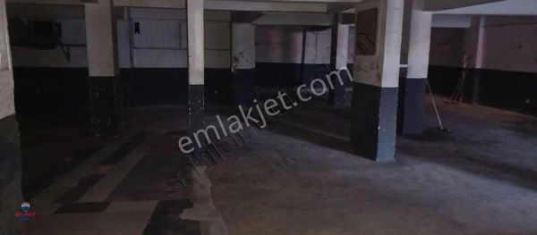 Ferhatpaşa'da Zemine Basar Ağır Tonaja Uygun Çok Amaçlı 300 M²