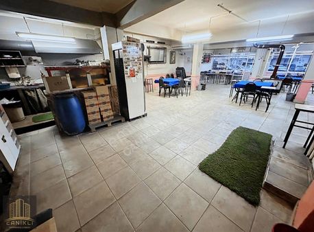 Gaziosmanpaşa Pazariçi Çeşmede 165m² Kiralık Dükkan Veya Depo