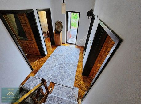 Anadolu Gayrimenkul'den Cumhuriyet Mahallesi Denize Sıfır Villa.