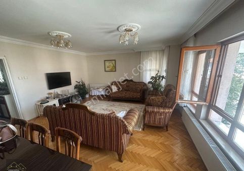 Dikmen Osman Temiz Mah. Dikmen Cad'sine Çok Yakın 3+1 Geniş Metrajlı Bağımsız Daire