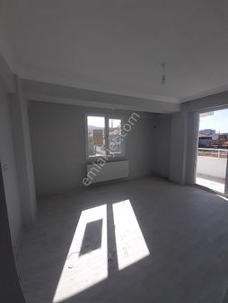 Soma Fatih Meslek Lisesi Civarı 2+1 Sıfır Dairw