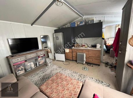 Kam***e 1+1 Özel Yapım Full Eşyalı Kiralık Prefabrik