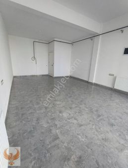 Anka'dan Mimarsinan Şirintepede Kiralık Dükkan