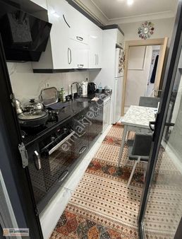 Işık'dan Harika Konumda Metroya 2 Dk Mesafede Satılık 2+1