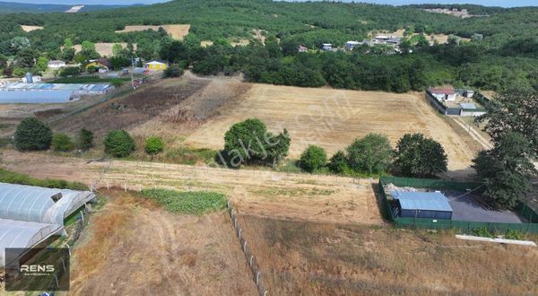 Rens Gayrimenkulden Kadıllıda Köy İçinde Satılık Tarla