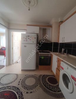 Erenler'de Depozitosuz Aidat Dahil Eşyalı Kiralık Daire