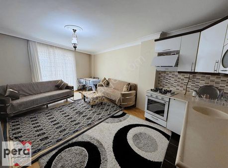 Pera'dan Aile Binasında Geniş Ön Cephe 2+1 Yeni Eşyalı Daire