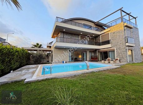 Belek Merkezde 5+1 Ultra Lüks Villa Akıllı Sistem Satılık