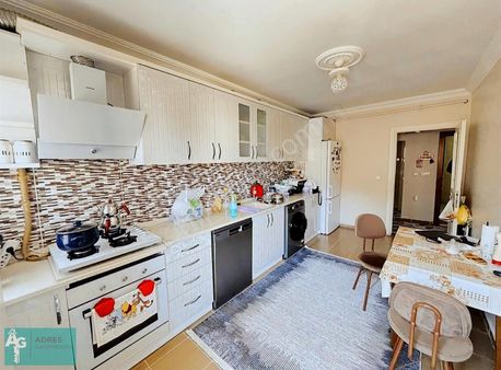 İskanlı Kat Mülkiyetli 3+1 120 M2 Katta Tek Daire