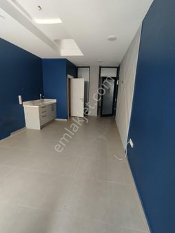 Turgut Özal Bulvarı Üzeri Girişli İş Merkezinde 1.kat Satılık Ofis - Büro