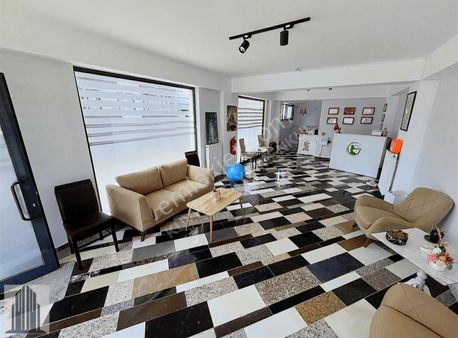 Kuvvet Den Hasköyde Meşe Tesislerine Yakın 180 M2 Satılık Dükkan