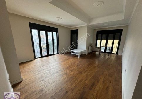 Süreyyaplajı Marmaray Durağına Yakın Deprem Yönetmelikli Arakat Kapalı Garajlı Balkonlu 3+1 Daire