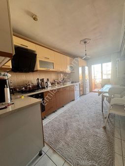 Keçiören Atapark Göbekte Çift Balkonlu Kilerli 3+1