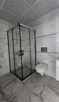 İskele Mah. Ebeveyn Banyosu Ve Giyinme Odalı 2+1 Kiralık Daire