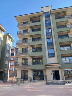 Kocalardan Adliye Şehir Hastanesi Yakını Arakat 2+1