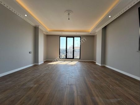 Vizyon Emlak'tan Emek Mh 3+1 Lüks Geniş Kullanışlı Arakat Daire