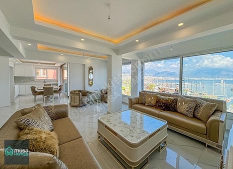 Alanya İskelede 2+1 Geniş Ve Lüks Zamansız Daire