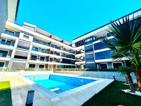 𝄞melodi'den Akçay'ın En İhtişamlı Sitesinde Ayrı Mutfaklı Çift Ebeveyn Banyolu 3+1 Dublex