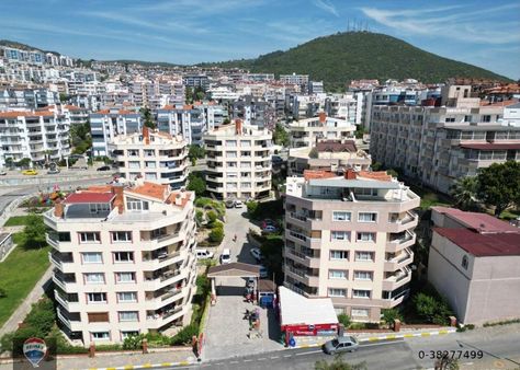 Kuşadası Ege Mahallesi Denız Manzaralı 3+1 Dubleks Daıre...