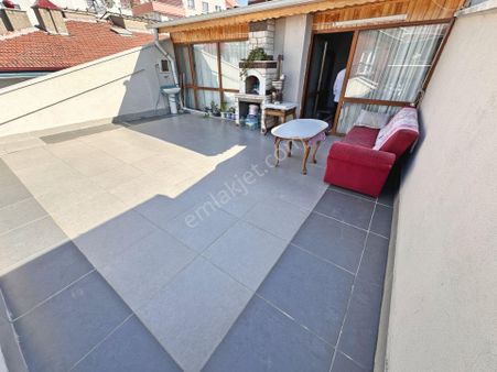 Hürel Düzlükte Koşu Yolu Yakını 5+1 Full Yapılı Dublex Daire