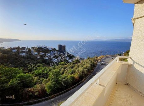 Halitpaşa Mah Full Deniz Manzaralı Site İçi Otoparklı 3+1 Daire