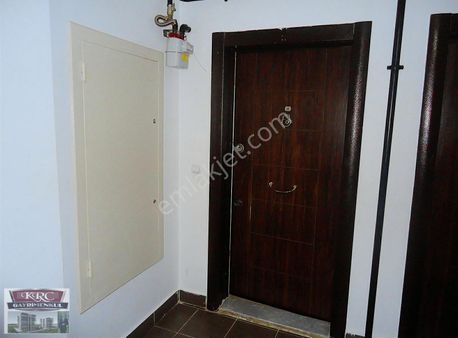 Krc Den Sitede Geniş Ebebeyn Banyolu Manzaralı Kiralık 3+1 Daire