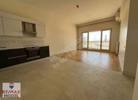 Sinpaş Aqua City F1 Kulede 1+1 Balkonlu Kiralık Daire
