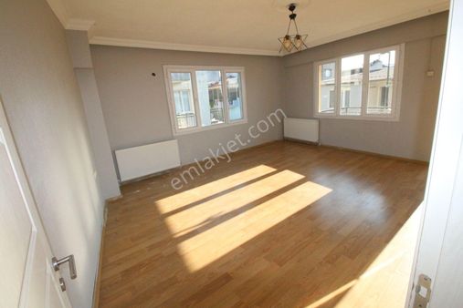 Arga'dan Buca Göksu Mah.140m2 D.gazlı 3+1 Satılık Daire.