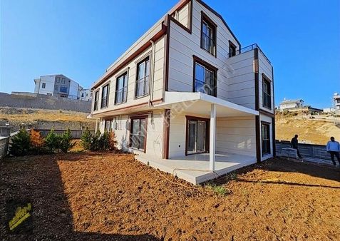 Sarıçam Çınarlı Satılık 5+1 İkiz Villa