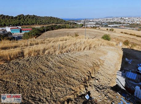 Remax Şehirden Samanlıda 741 M2 Satılık 2 Parsel