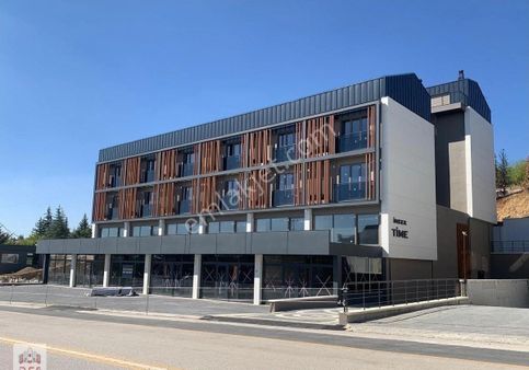 Taşpınar’da Sıfır Binada Cadde Üzerinde Kiralık İşyeri