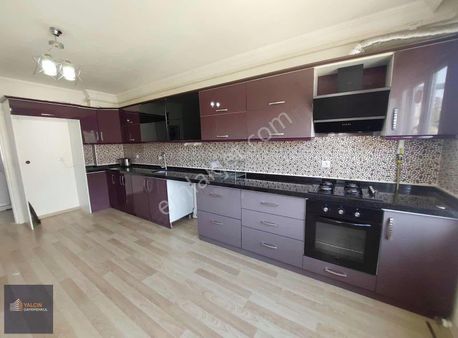 ꔪyalçın'dan ▀▄kadıköy'de Öncephe Arakat Lüks 3+1 Daire Fırsatı▀▄