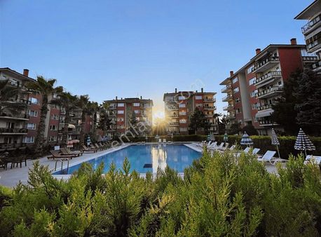 Uygarkent Sitesinde Konfor Ve Konumun Buluştuğu 3+1 Daire!