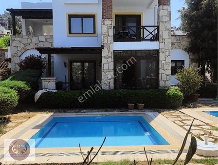 Yalıkavak Marinaya Yakın Yıllık