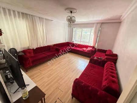 Asımgündüz Cadde Üzerinde Bağımsız Salon 3+1 Satılık Daire