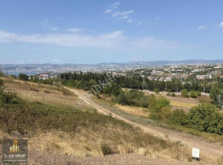 Döngel Mahallesinde Deniz Manzaralı Willalık Arsa