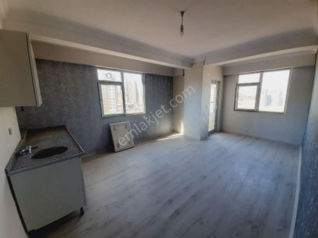 Seyrantepede Satılık 1+1 Daire