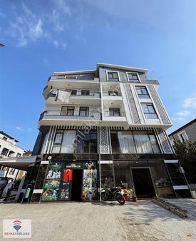 Kartepe Emekevler'de Sıfır 170 M2 3+1 Ters Çatı Dubleks Daire.