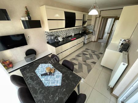 ** Pınarbaşı Mah. 4+1 175 M2 Site İçerisinde Muazzam Yapıda Daire Fırsatı**